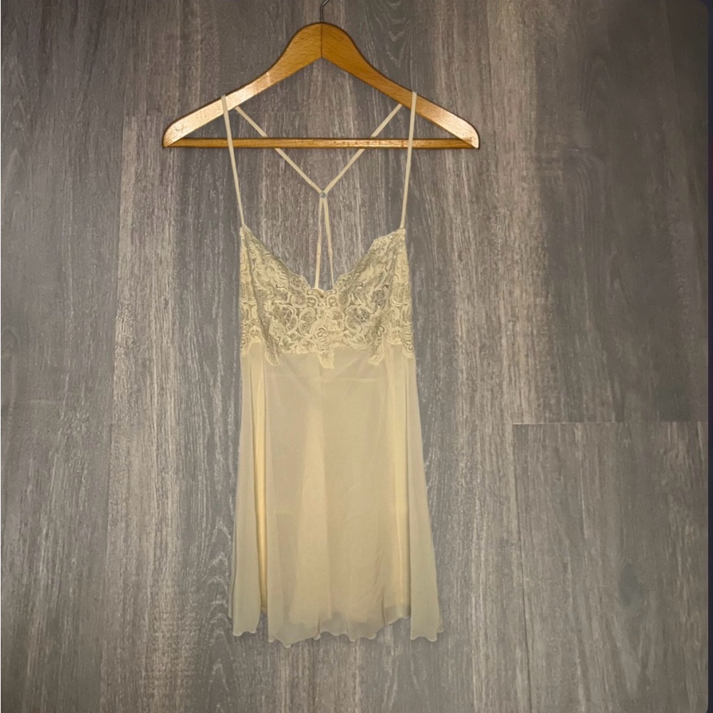 Victoria’s Secret Sheer‎ Lace Slip Dress Medium Ivory Strappy Back